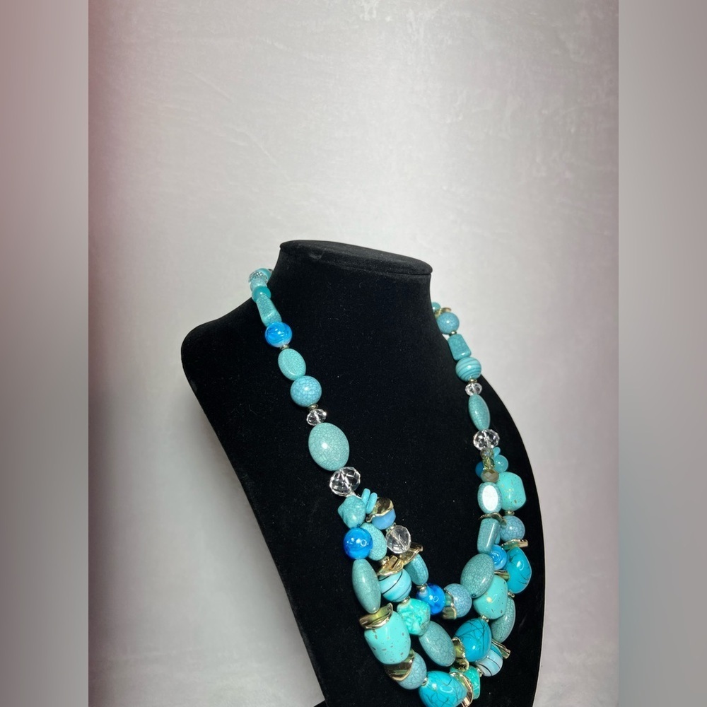Turquoise and Blue Beaded Necklace - Picture 8 of 9